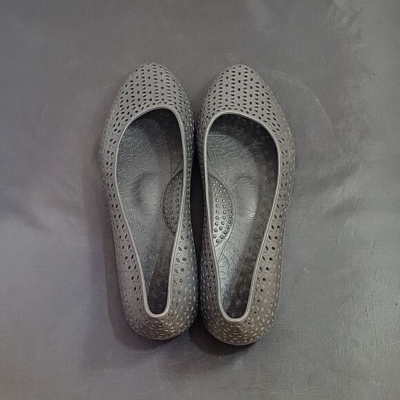 OKABASHI SAMANTHA ROUND TOE SLIP-ON WOMEN"S CUTOUT DESIGN WOMEN"S FLAT SHOE - Picture 5 of 14